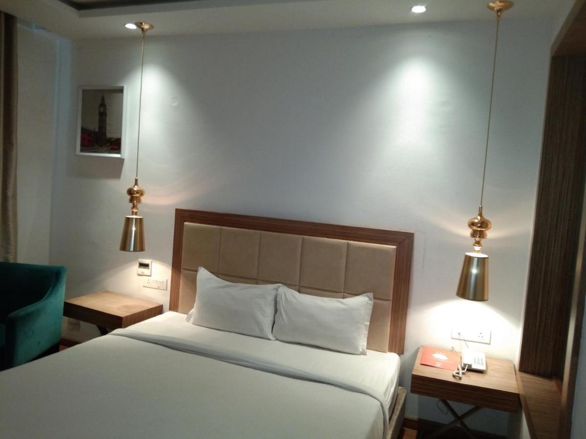 Raj Nandgaon Hotel Amora - Rajnandgaon מראה חיצוני תמונה
