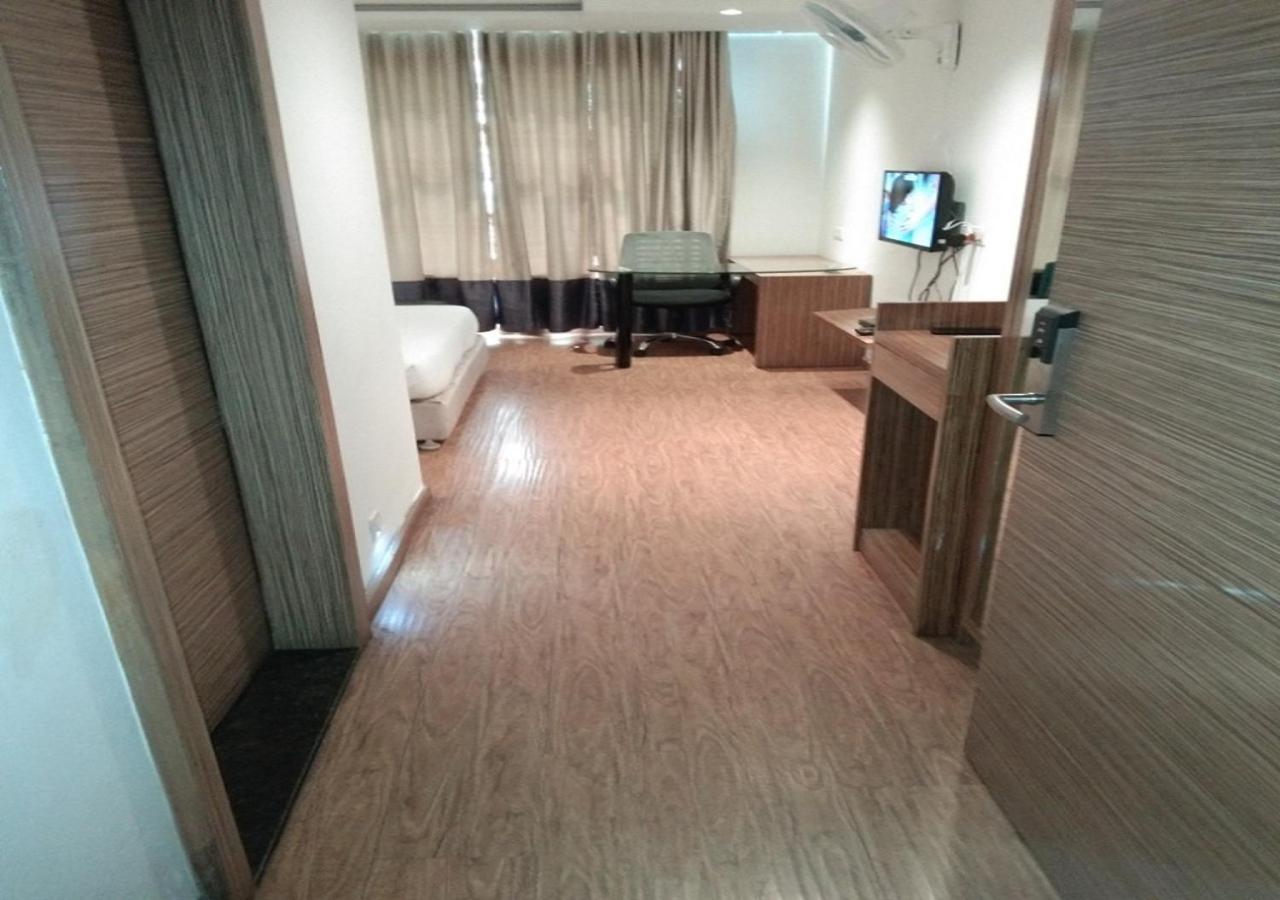 Raj Nandgaon Hotel Amora - Rajnandgaon מראה חיצוני תמונה