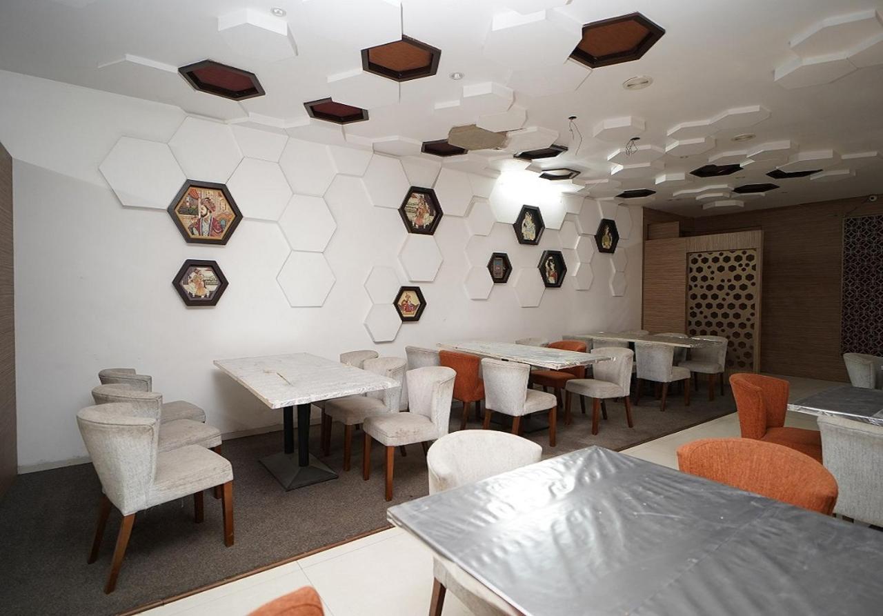 Raj Nandgaon Hotel Amora - Rajnandgaon מראה חיצוני תמונה