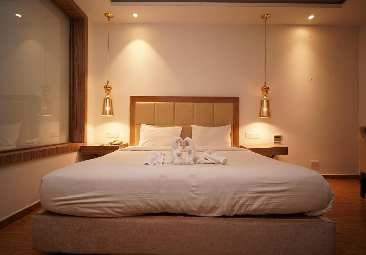 Raj Nandgaon Hotel Amora - Rajnandgaon מראה חיצוני תמונה
